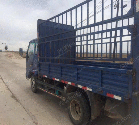 供应二手凯马骏威3300仓栏式货车