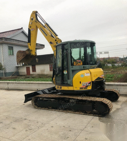 个人土方车,洋马55挖掘机低价转让 7.98万元