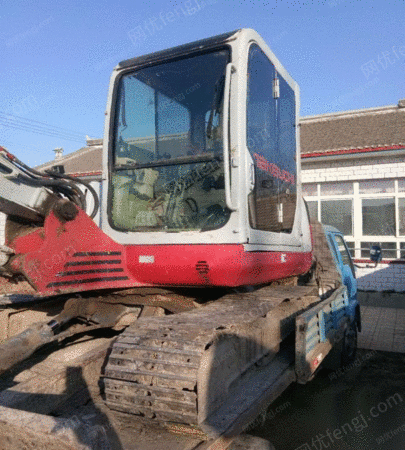 转让库存个人竹内60挖掘机一台 11.5万元