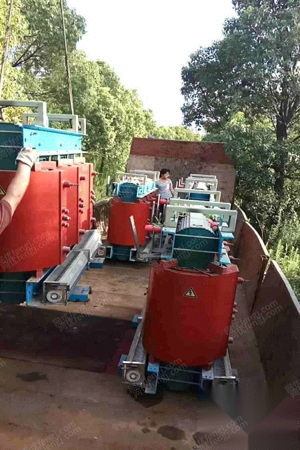 高价回收变压器新浦区各种变压器回收 其它变压器价格