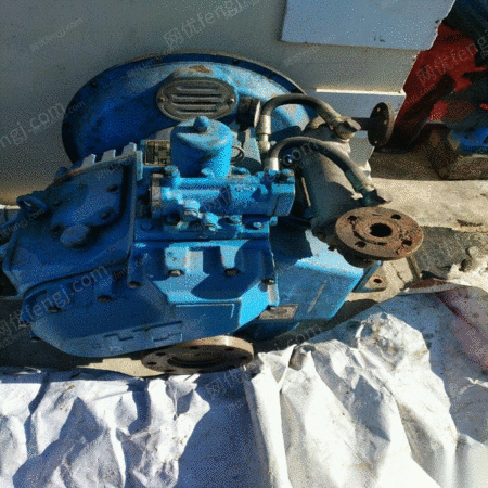 出售船用齿轮箱!135型号!