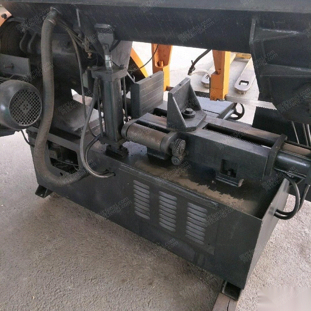 抵债全液压4028切金属带锯床出售