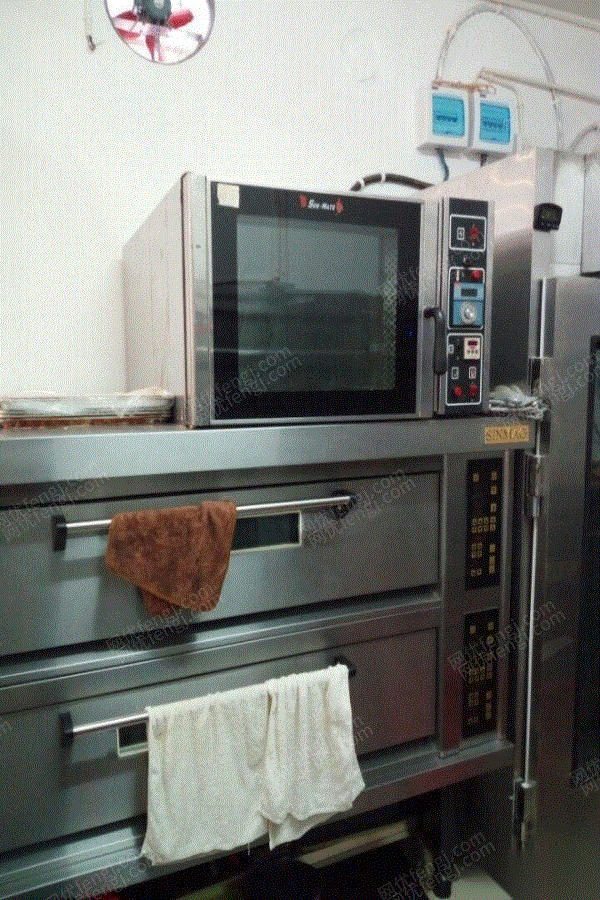 二手烤箱设备金城新麦三麦出售