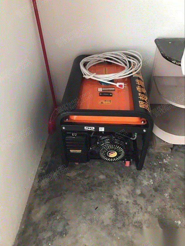 二手汽油发电机组出售