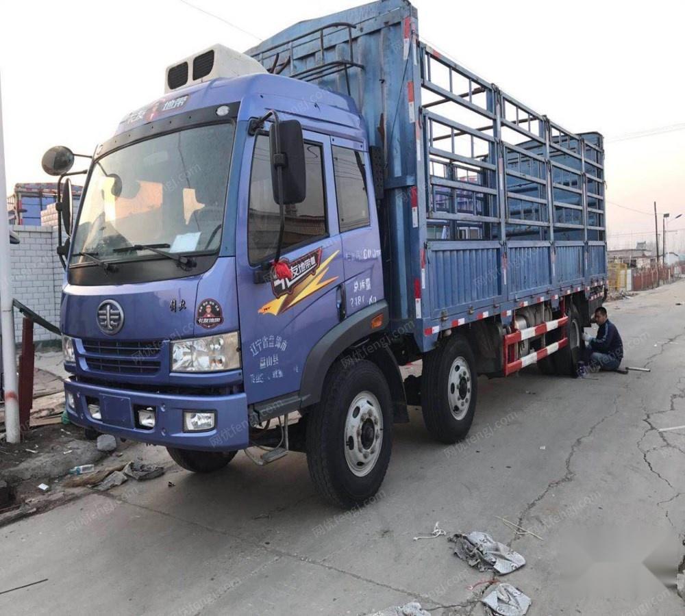 个人出售解放骏威77米前四后四高栏车