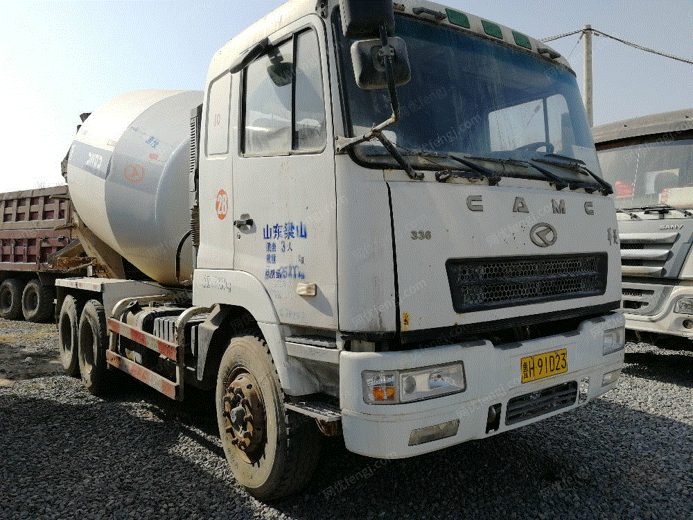 出售二手华菱混凝土搅拌罐车 12年