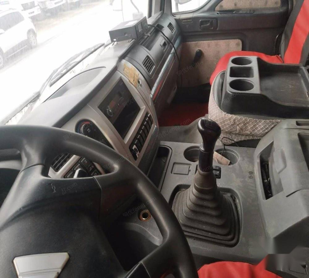 出售13年二手欧曼搅拌车大16方雷沃上装手续