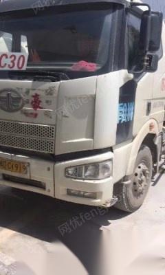 二手搅拌车出售