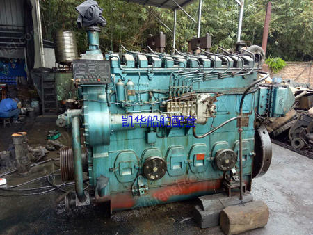 出售潍柴xcw6200zc950匹柴油机,2014年出厂,八成新.