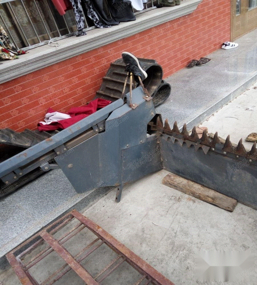 出售油菜割台新的