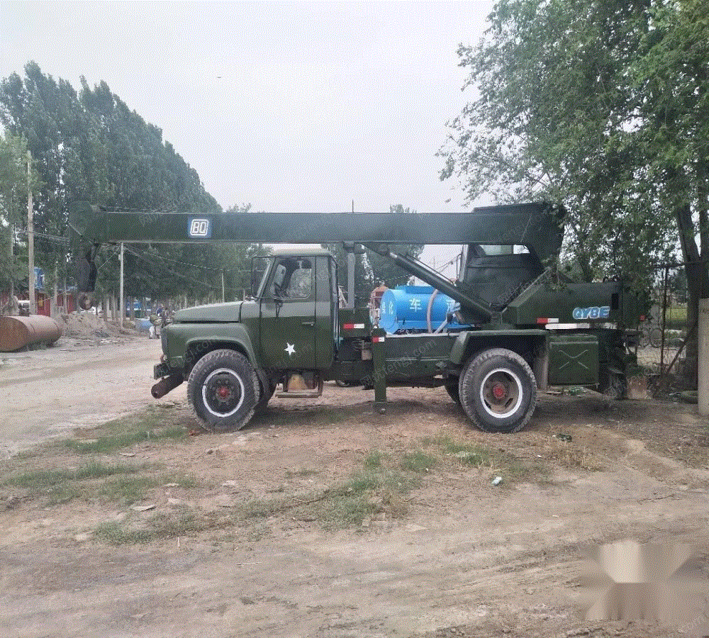 部队退役北起8吨吊车转让