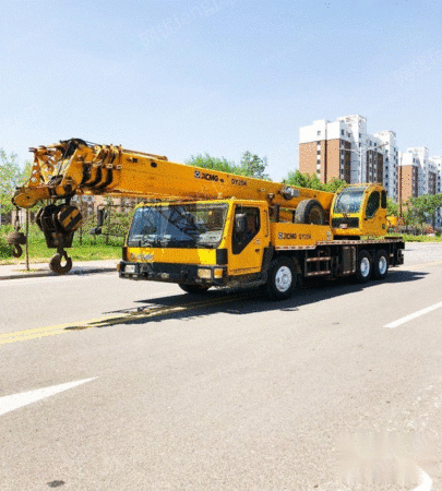 转让09徐工25k吊车先导原漆电喷发动机