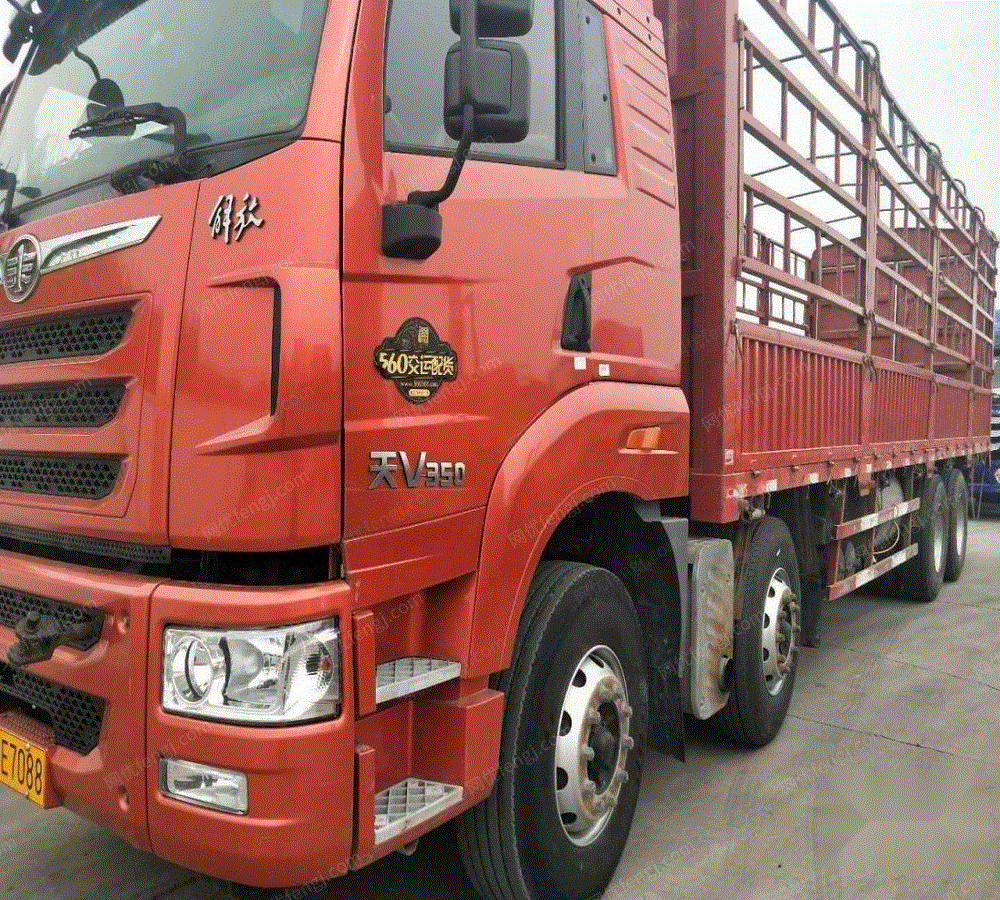 解放天v前四后八96高栏货车出售