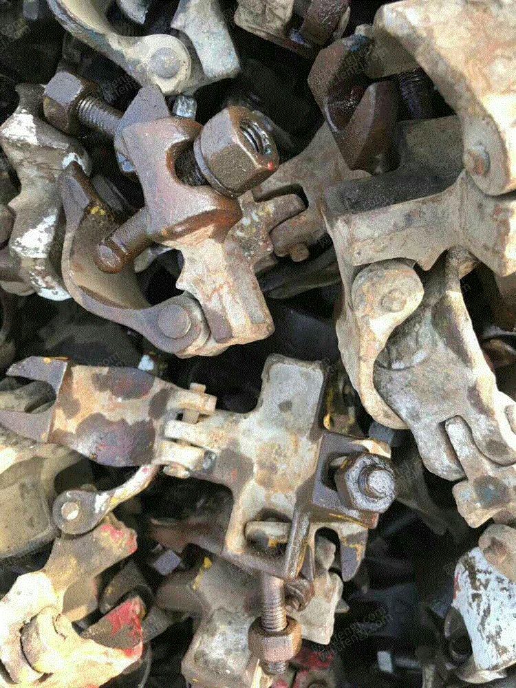 大量回收钢管,扣件