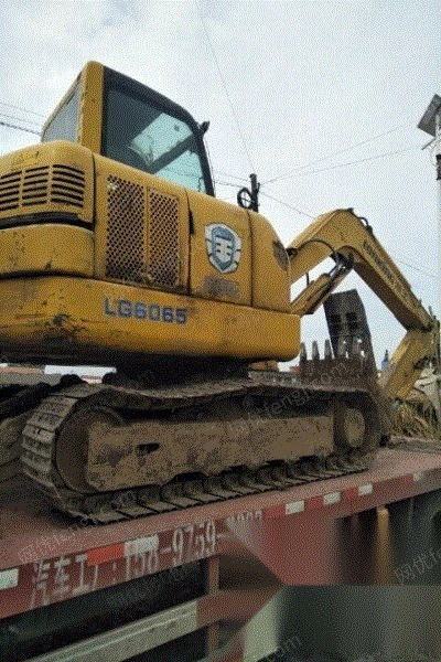 12龙工65挖掘机出售