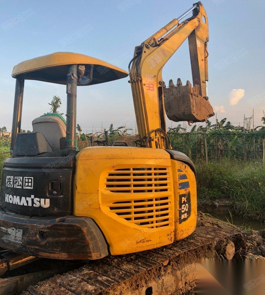 小松50mr-2挖掘机出售