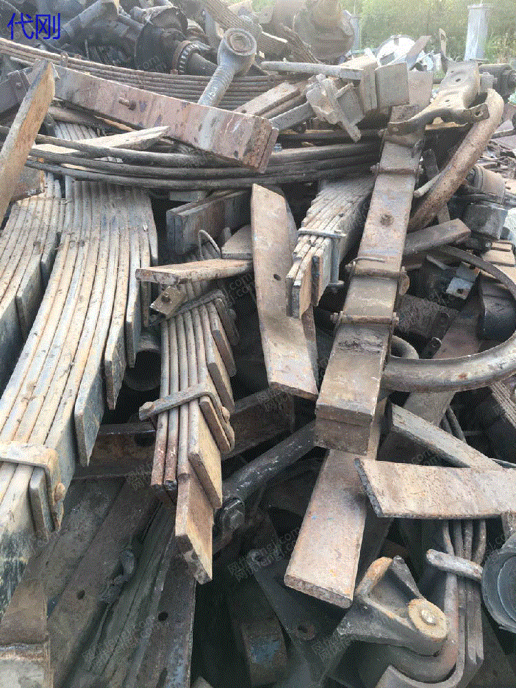 供应60吨60吨汽车弹簧钢板 安徽六安废钢利用材