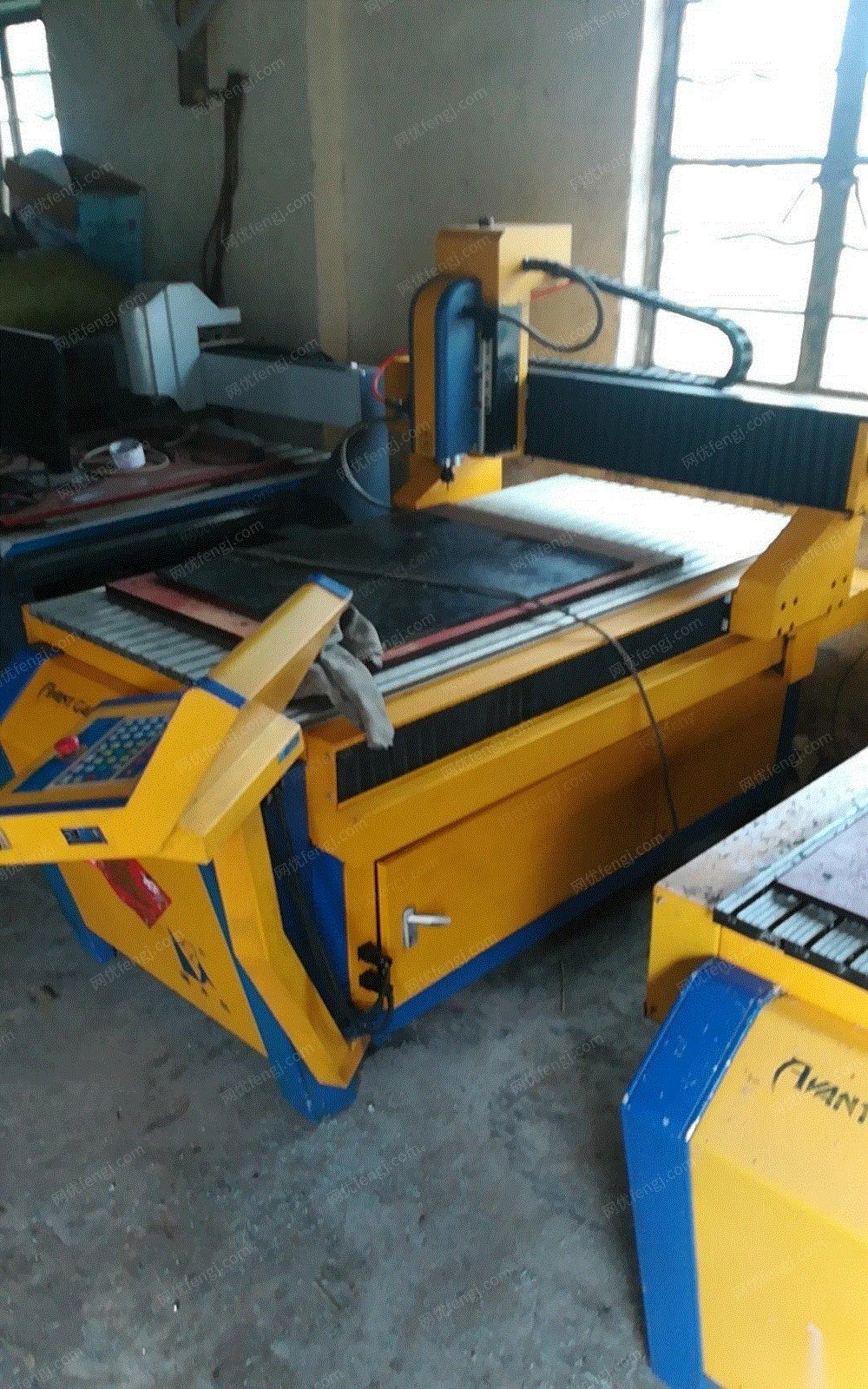 供应1台处理旧啄木鸟6590双丝杠双y电机啄木鸟6590雕刻机一台 江苏