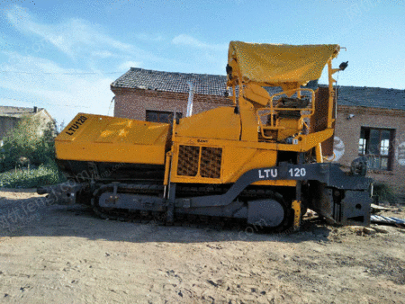 内蒙古巴彦淖尔出售1台三一ltu120摊铺机二手摊铺机