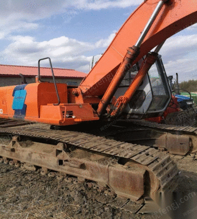 转卖二手日立200-2挖掘机