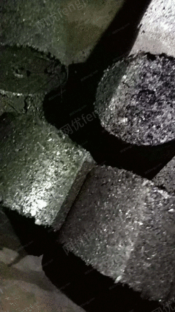 出售熟铁屑压饼,生铁屑压饼