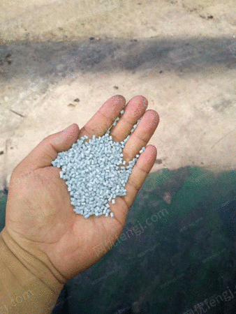 再生塑料颗粒出售