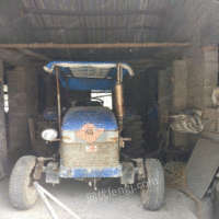 农用车上海400拖拉机头及两台播种机