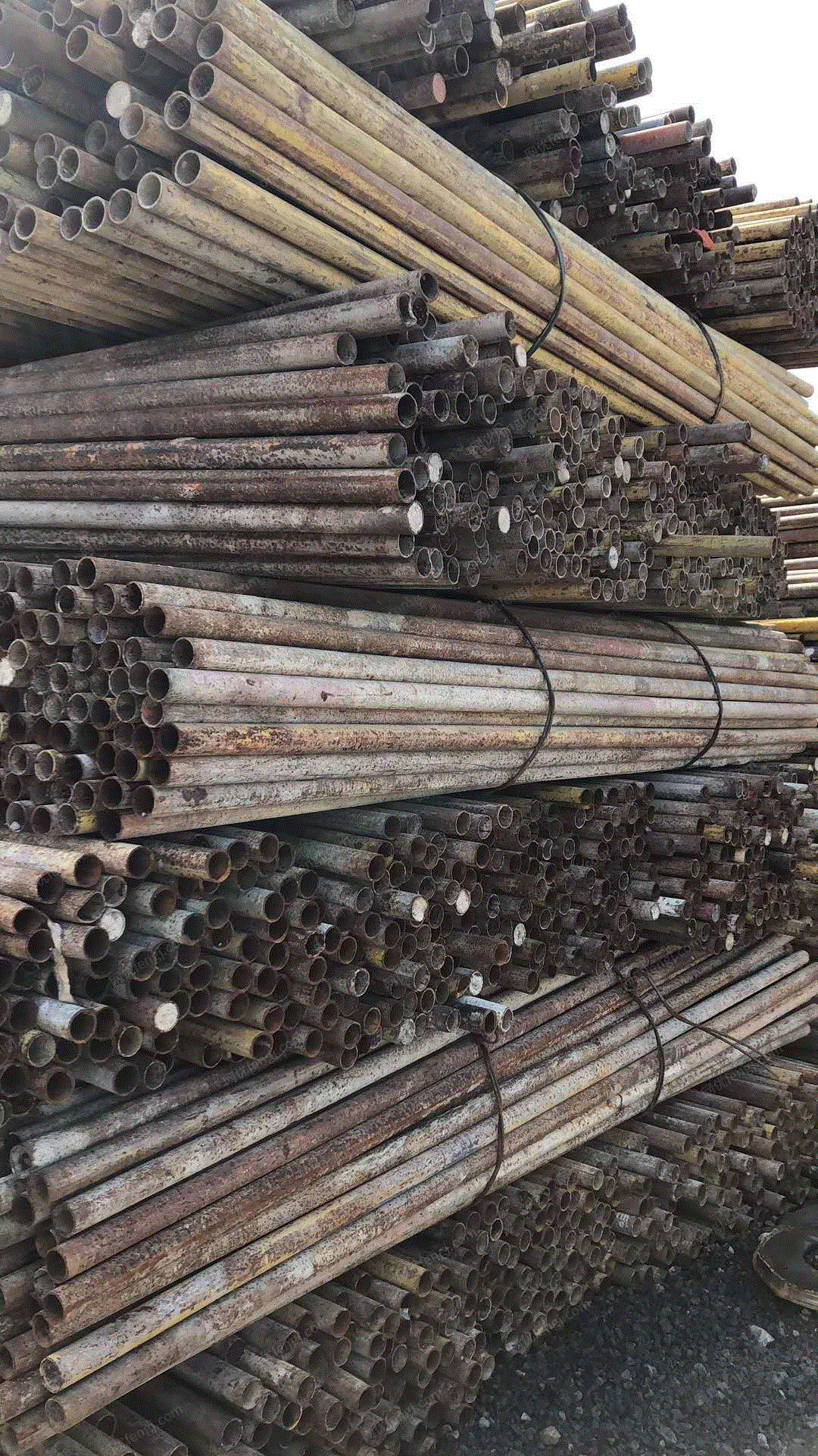 出售6米架子管200吨