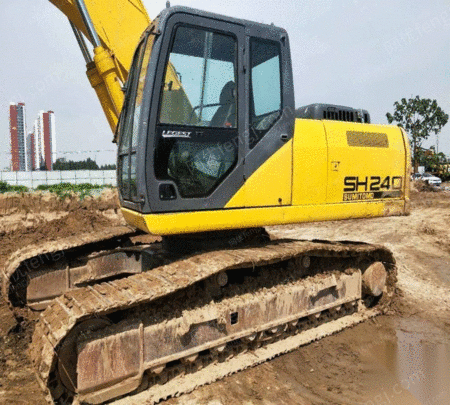 急售住友240a5挖掘机