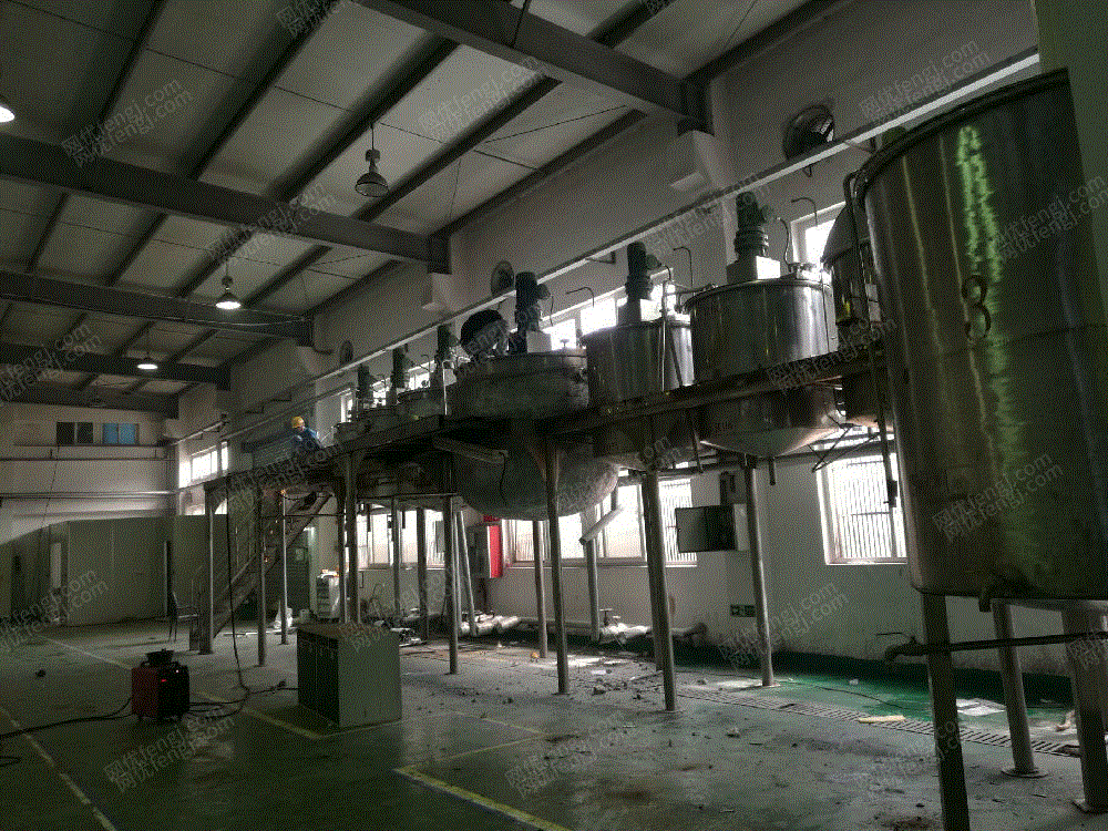张家港化工厂设备回收拆除,湖州化工设备回收,无锡化工厂设备回收,杭州化工厂设备回 二手混合设备出售