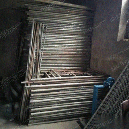 二手模板脚手架出售