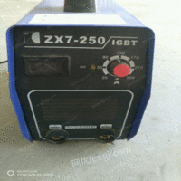 220v/380v两用直流电焊机，个人出售