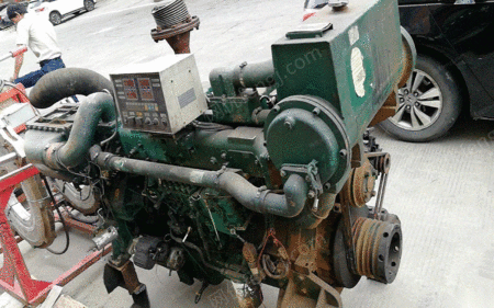 玉柴船机240马力出售