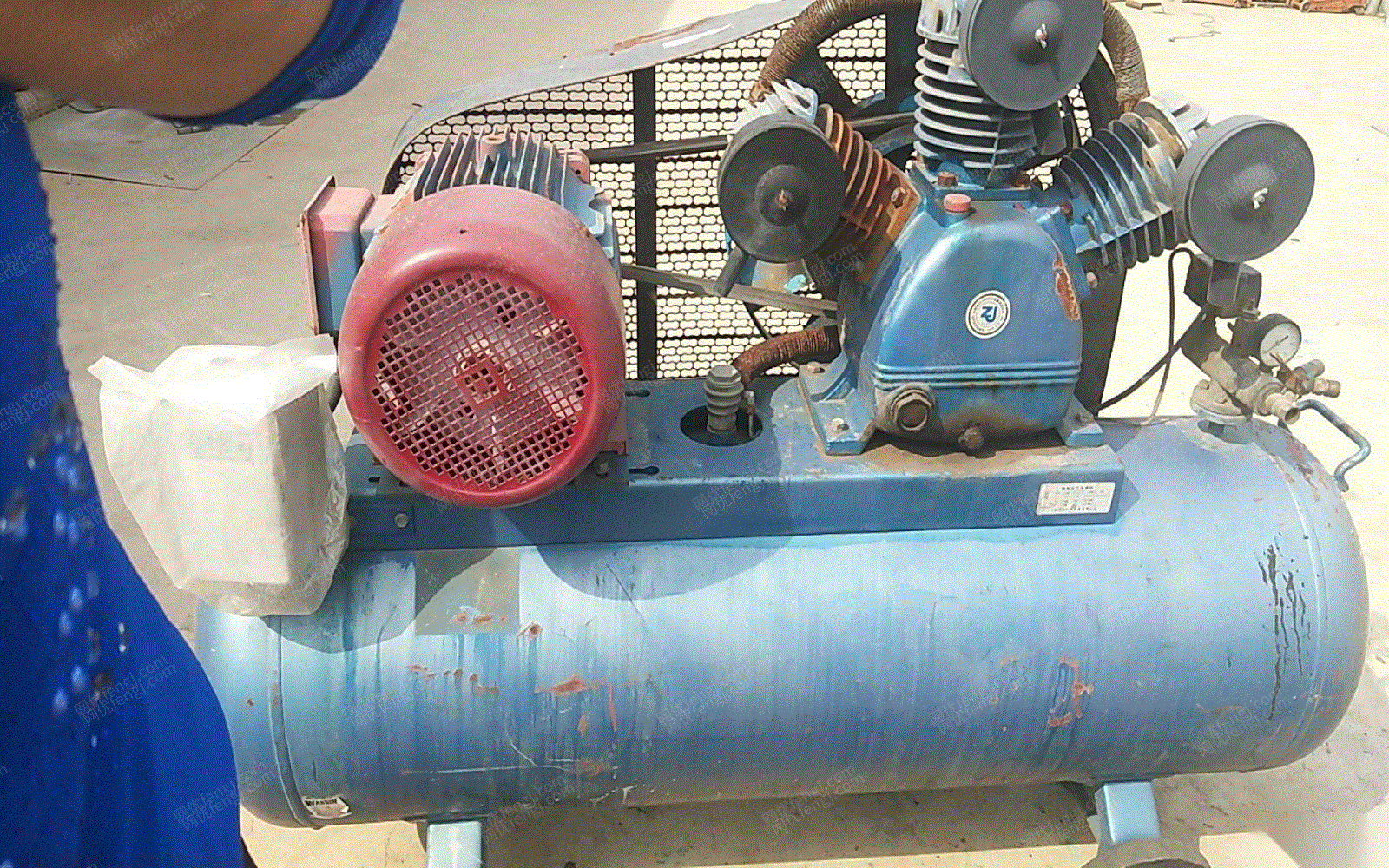 八成新工业用大气泵出售