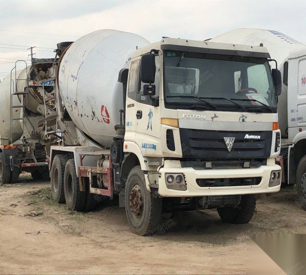 欧曼水泥罐车手续齐全522立方个人户出售