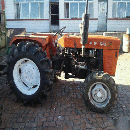 出售二手四驱约翰迪尔324一手车拖拉机