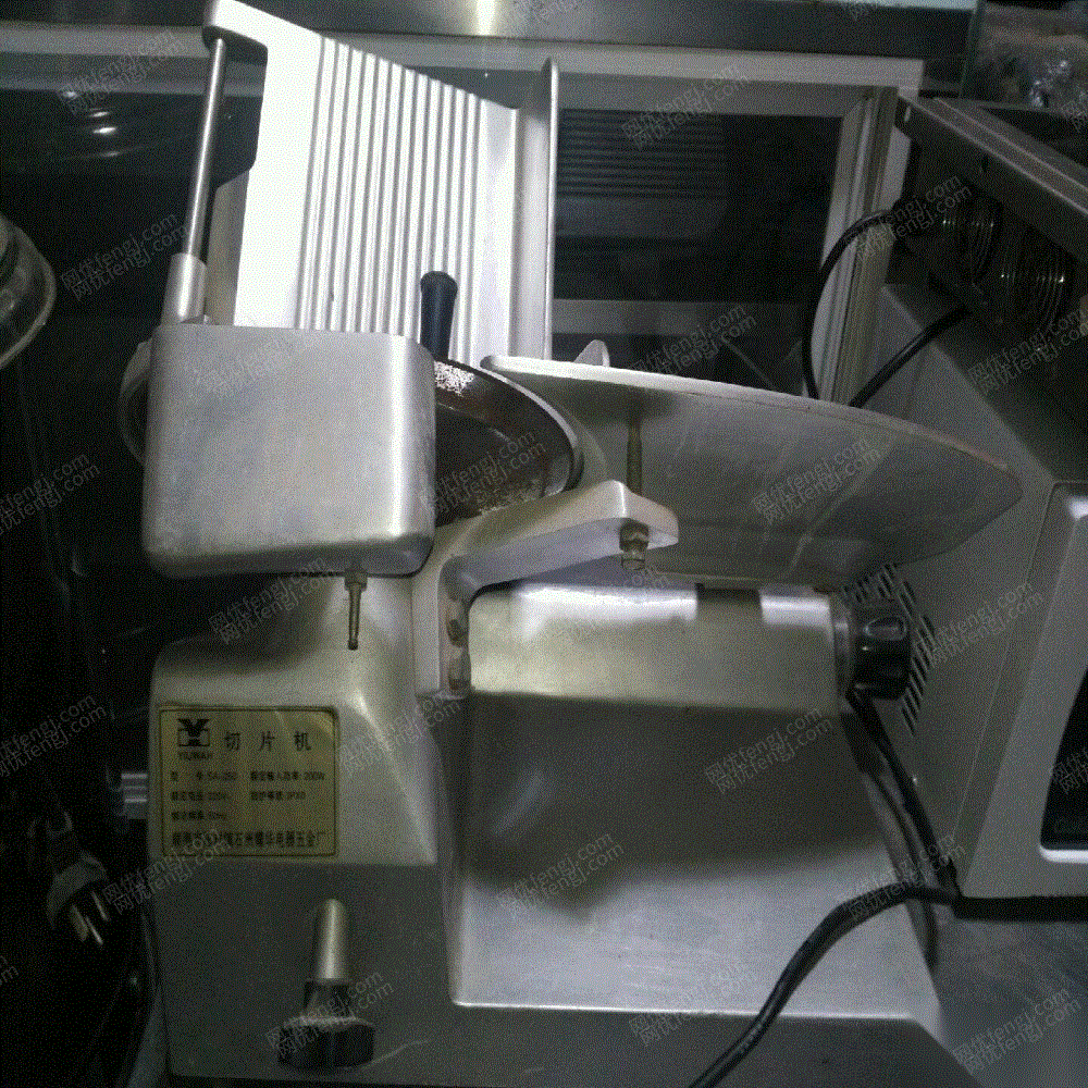 二手制冷機(jī)組出售