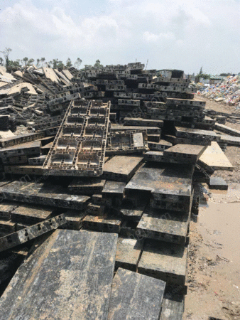 大量收购塑料模板,修管廊.高铁用的塑料模具