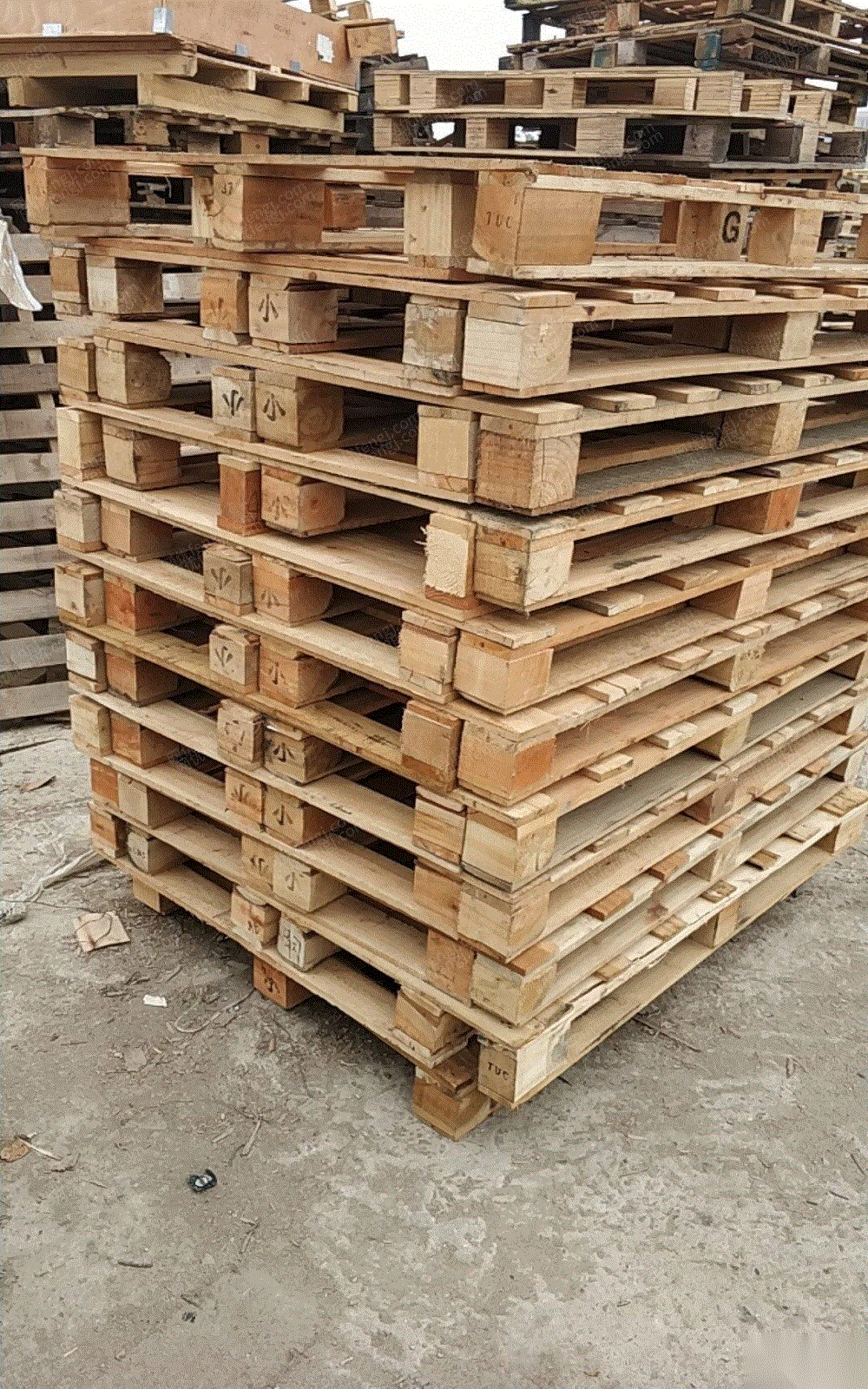 叉板叉车板实木托盘卡板地台板18元出售