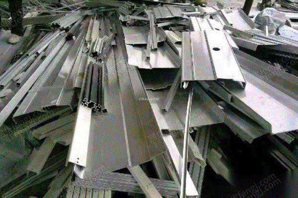 其他铁制品转让