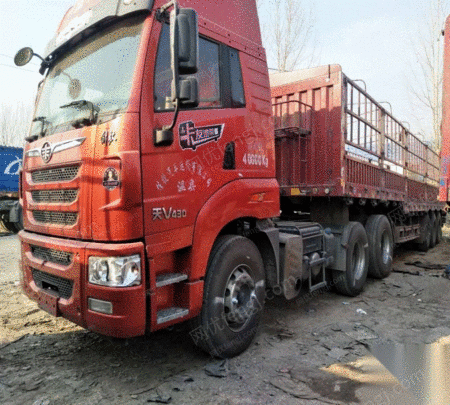 出售二手解放天v375马力轻量化牵引车 17万元