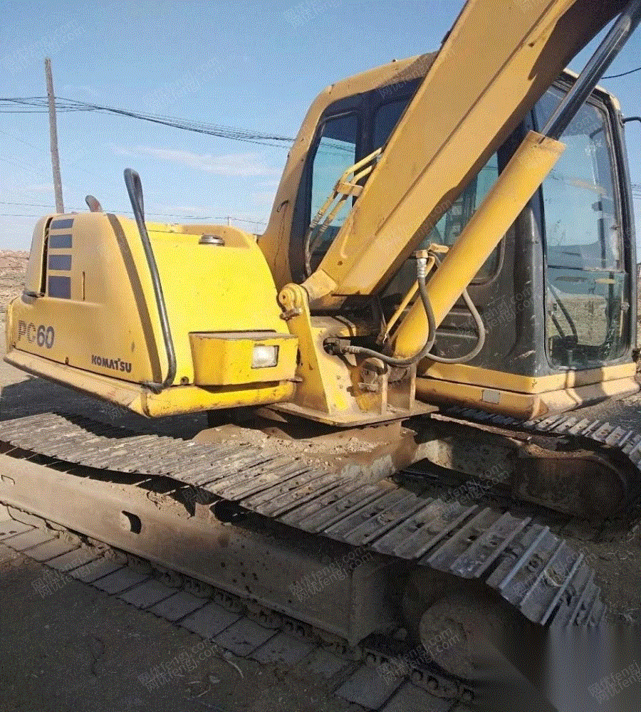 出售10年 小松60-7挖掘机 13.5万元