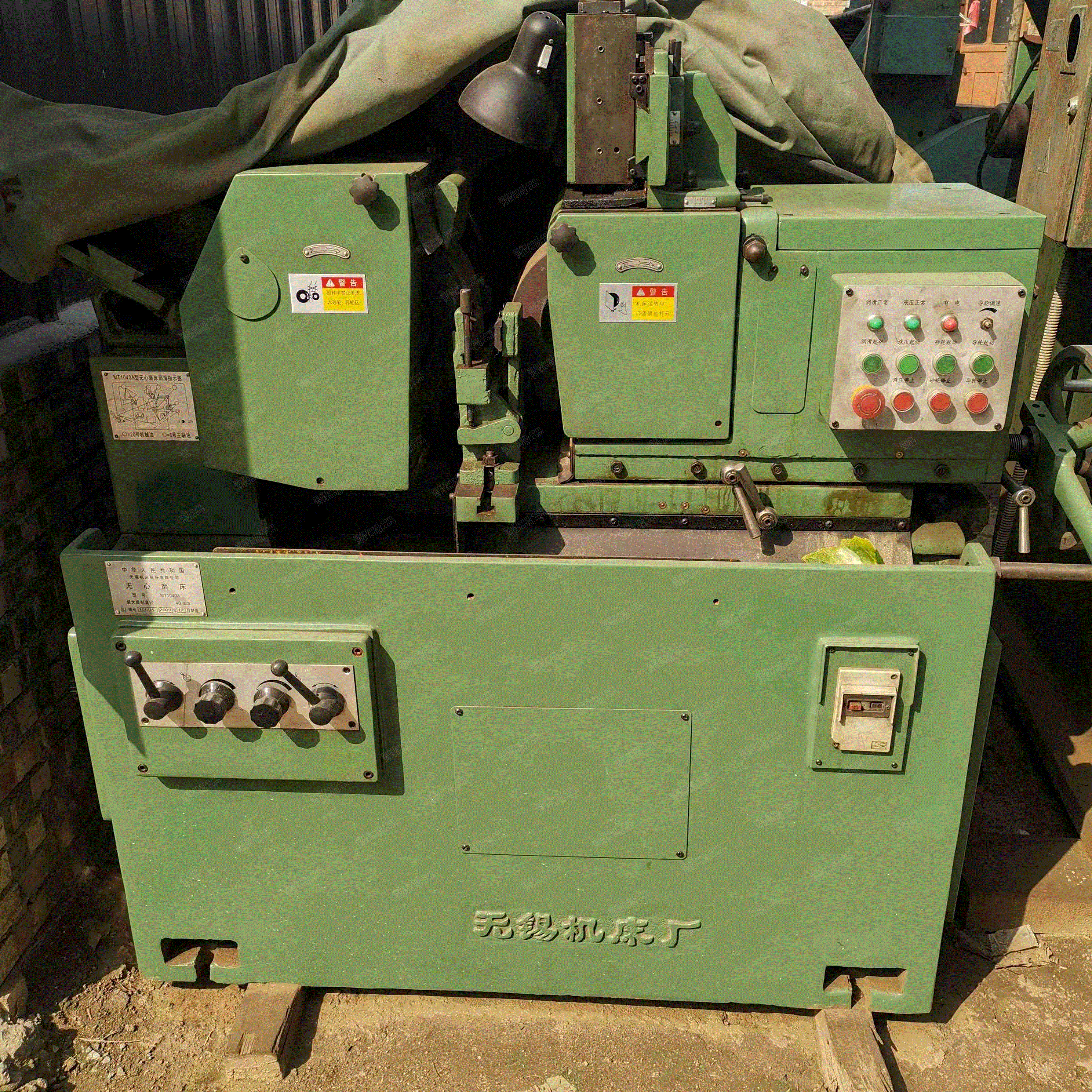 出售一台无锡机床厂1040无心磨床