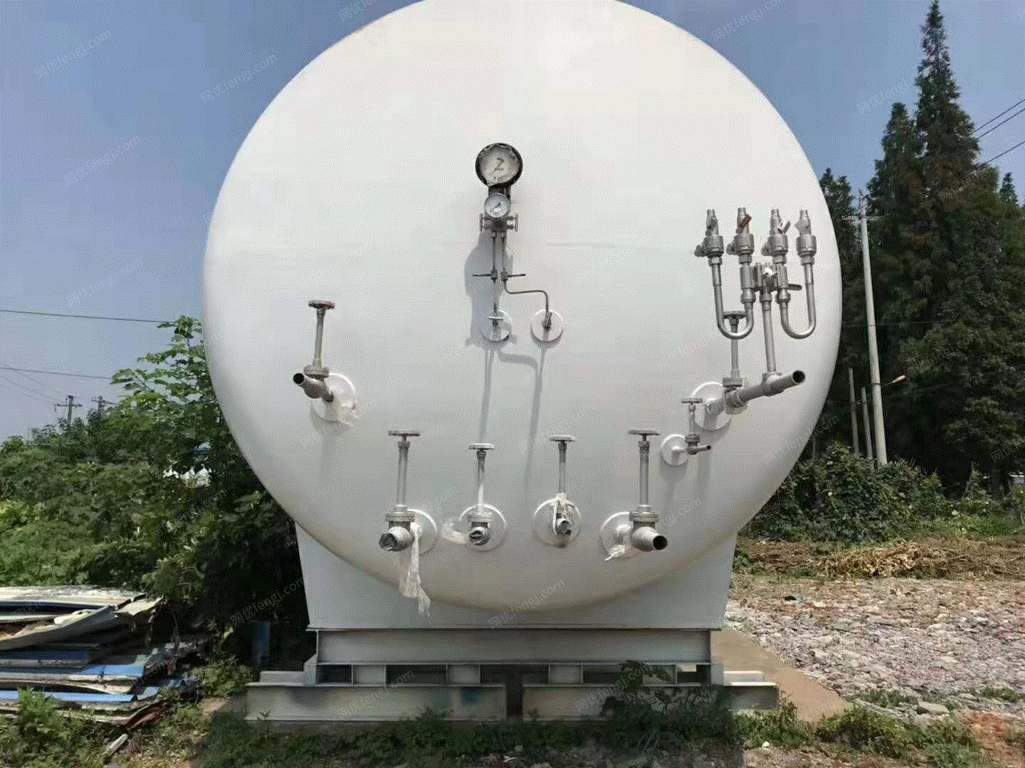 出售60mlng低温储罐, 三桶油,28吨的自重,1.