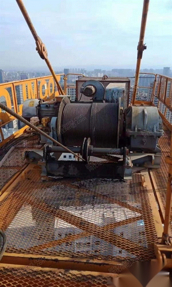 浙江金华转让13年中联6513两台塔吊