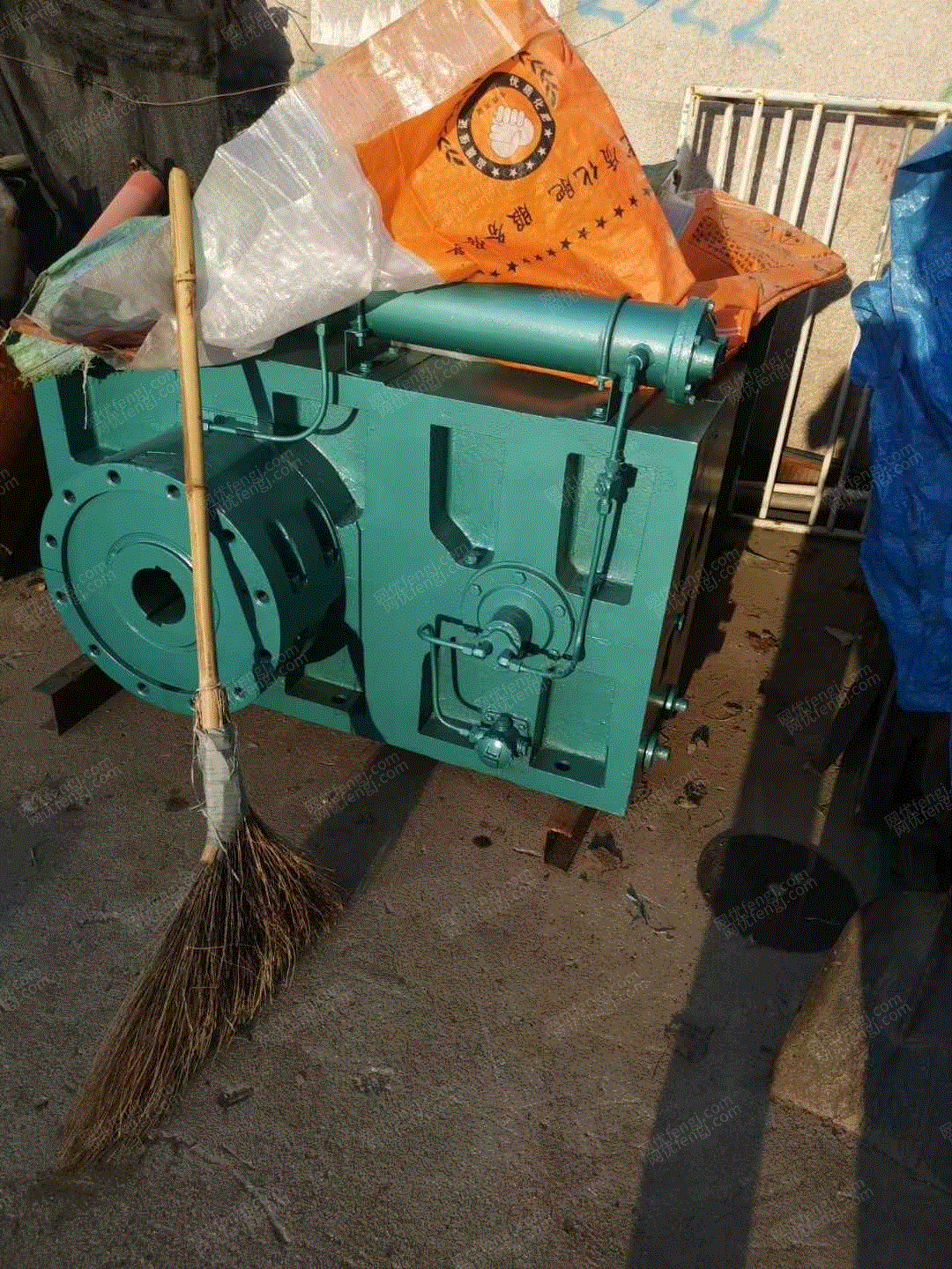 二手塑料編織設(shè)備轉(zhuǎn)讓