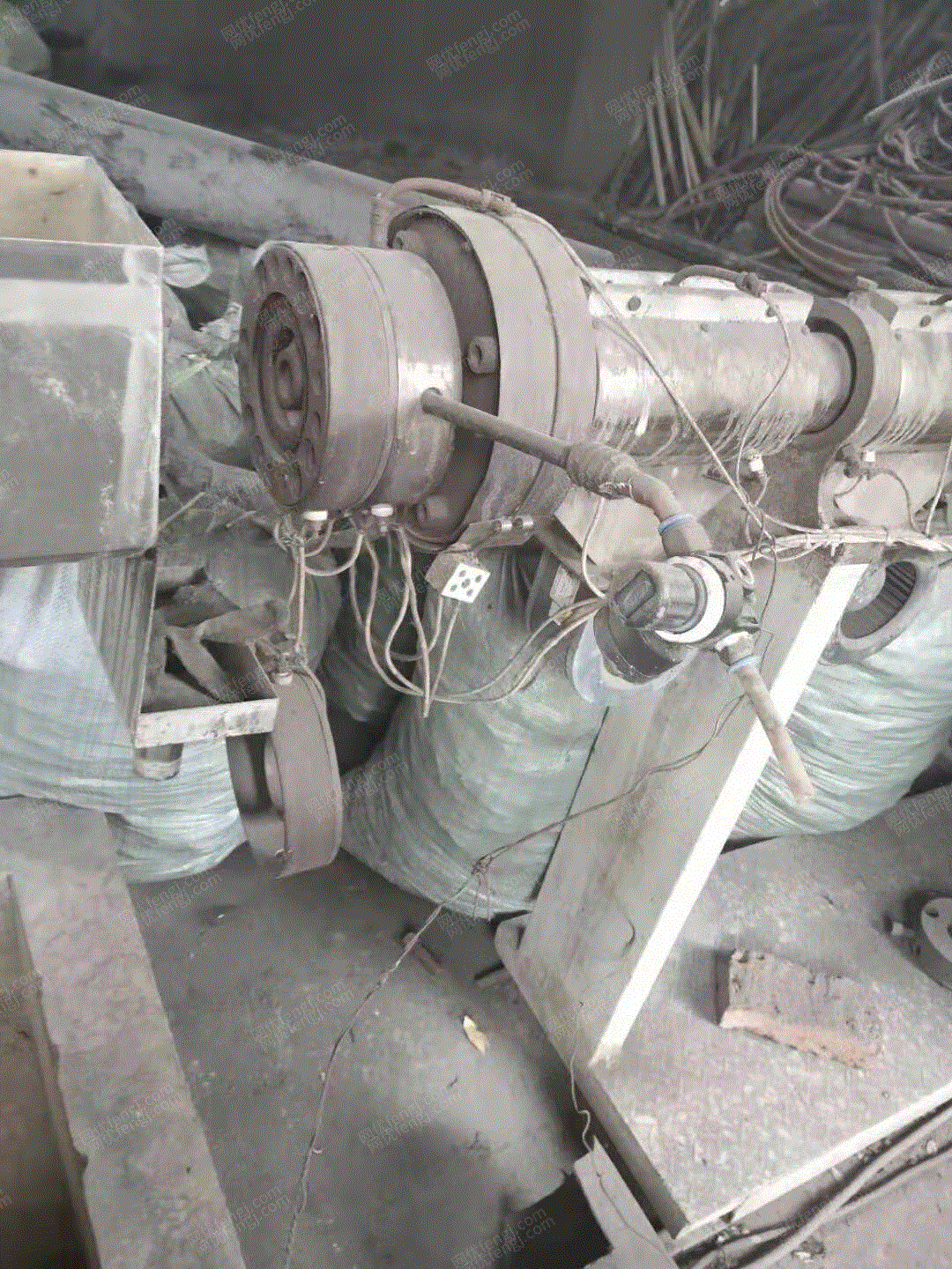 出售9成新拉管机一台