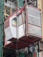 四川巴中13年中联施工升降机四台80米高度低价出售