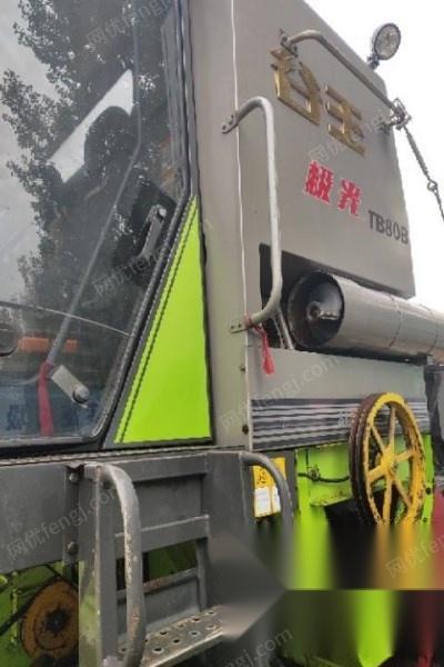 上海宝山区急用钱出售在位一台小麦收割机19极光80玉柴175高压共轨发动机 6.3万元