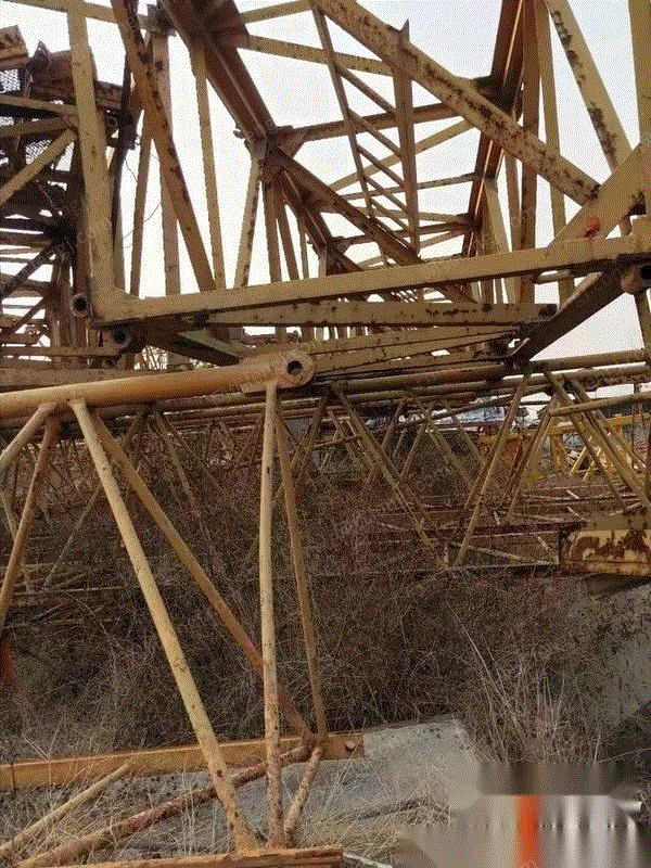 河南商丘出售10年克瑞5008塔吊,43个节配置,扶墙六套!价格合适